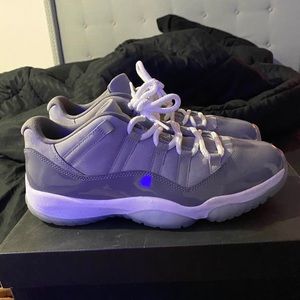 Jordan retro 11s low cool grey